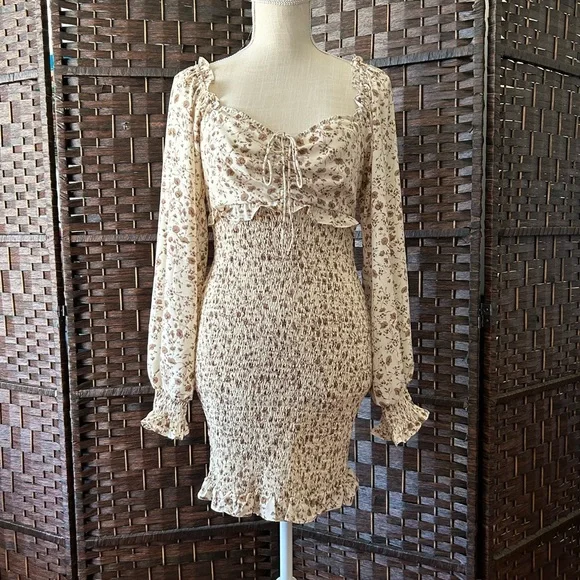 fitted lace wedding dress Lita main image 0
